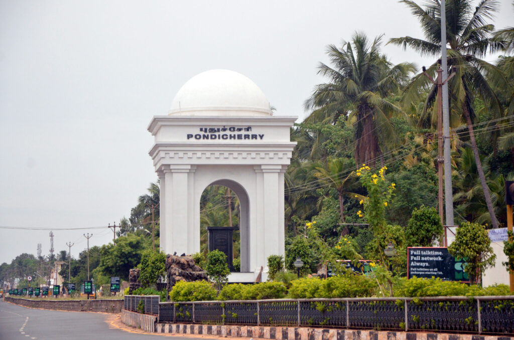 Discover the Beauty of Pondicherry with Dharani Cabs